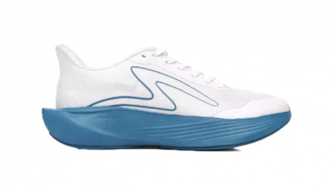 SPECS Sepatu Running Cloudblazer