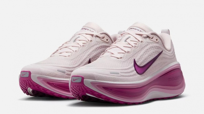 Nike Women's Vomero Plus Silt Red (Shopee)