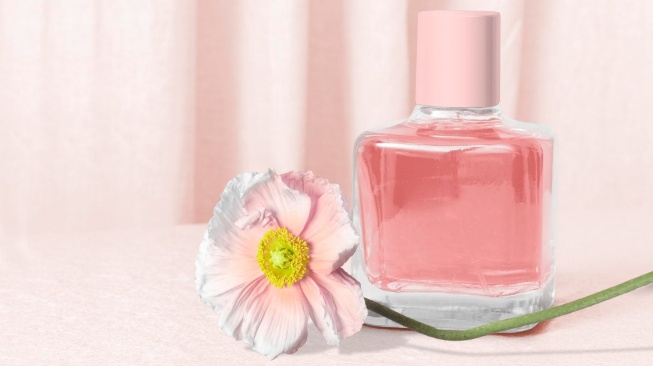 ilustrasi parfum (freepik/rawpixel.com)