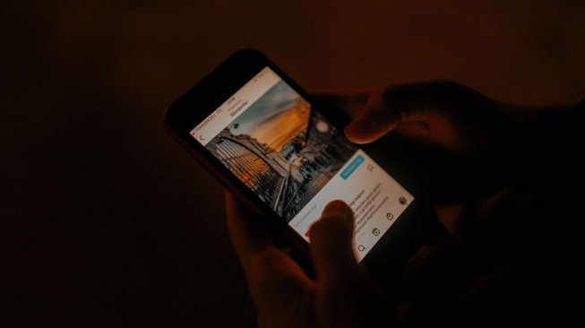 Gampang Banget, Begini Cara Bikin Caption Berbeda di Tiap Foto Carousel Instagram