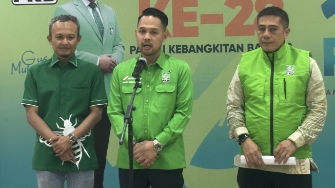 Sekretaris Organizing Committee (OC) Harlah PKB, Rivqy Abdul Halim. [Suara.com/Faqih]