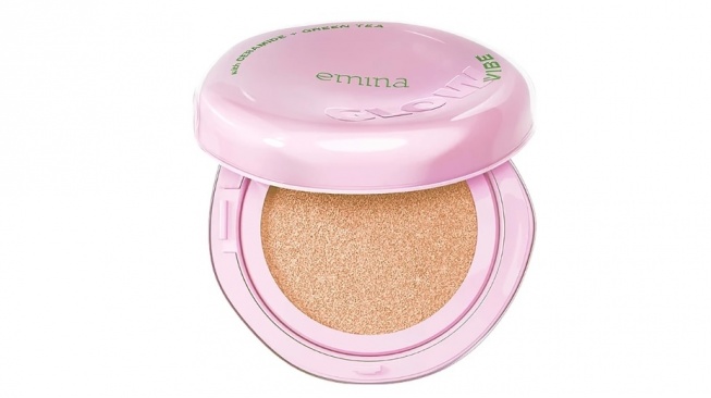 Emina Glow Vibe 3in1 Skincare Cushion (Shopee)