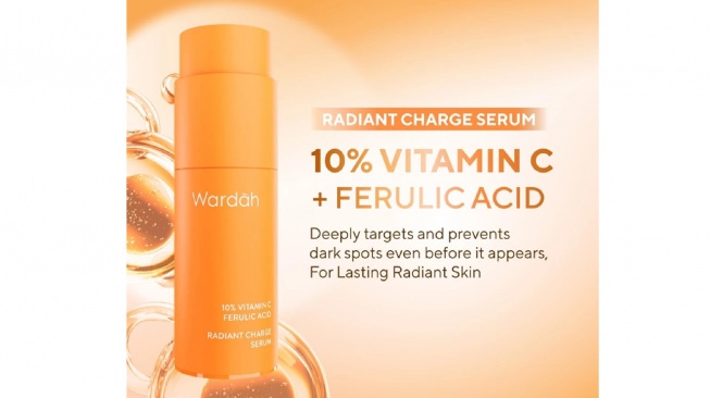 Wardah 10% Vitamin C + Ferulic Acid Radiant Charge Serum untuk flek hitam usia 40 tahun (shopee)