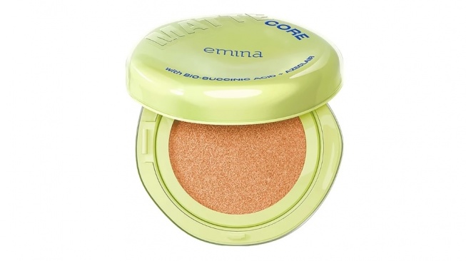 Emina Matte Core 3in1 Skincare Cushion (Shopee)