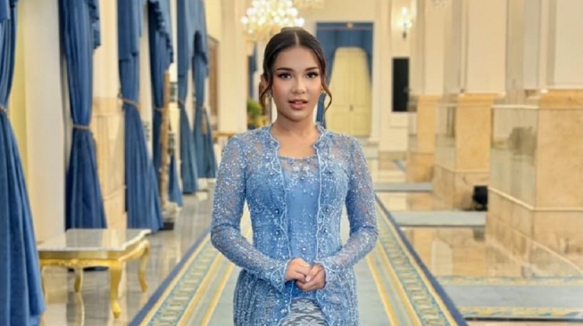 Harapan Janita Gabriela menyanyi di Istana Negara akhirnya tercapai. Janita menyanyi di Istana Negara dalam rangka kunjungan Perdana Menteri Singapura ke Indonesia. [Instagram]