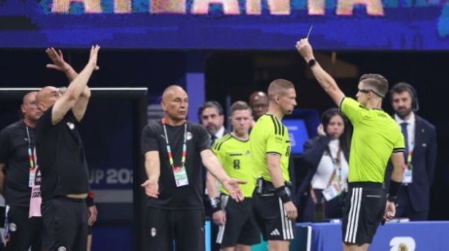 Deretan Keputusan Kontroversial Wasit Francois Letexier di Laga Argentina vs Mesir [Tangkap layar X]