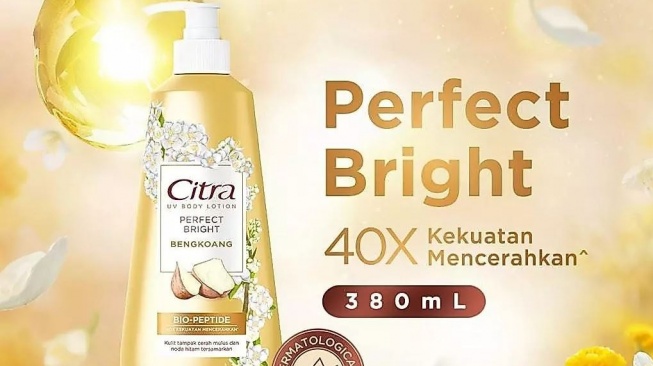 Lotion untuk mencerahkan kulit. (Shopee)