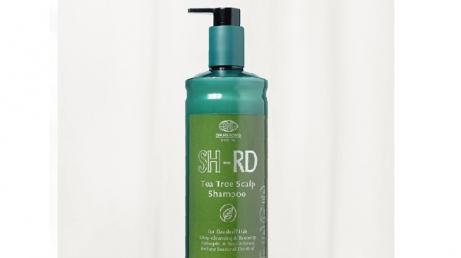 SH-RD Tea Tree Scalp Shampoo.