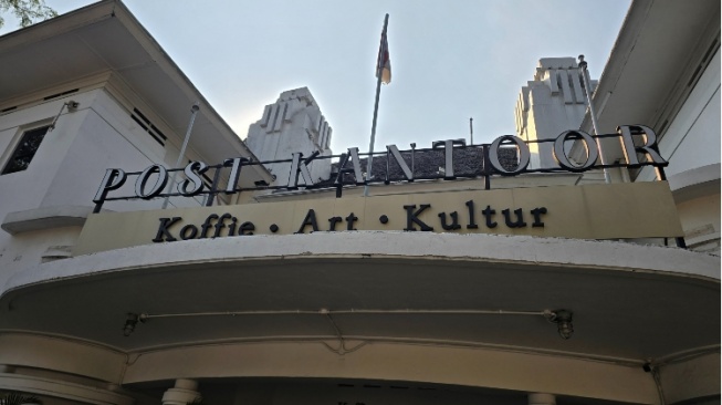 Post Kantoor Cikini, Restoran Vintage di Bekas Kantor Pos Zaman Belanda