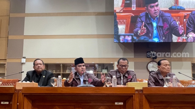 Minta Dihukum Mati! DPR Geram Eks Jampidsus Febrie Adriansyah Jadi Tersangka Korupsi: Menjijikkan!