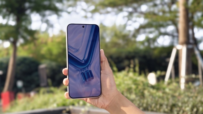 5 Kebiasaan yang Bisa Kamu Tinggalkan Setelah Pakai vivo Y500, Nomor 2 Dilakukan Hampir Semua Orang