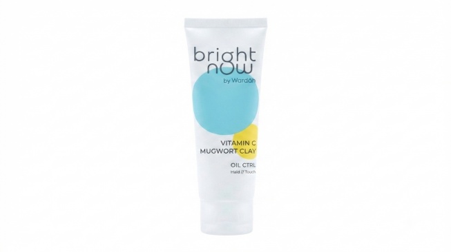 Wardah Bright Now Vitamin C Mugwort Clay Oil Ctrl Facial Foam
