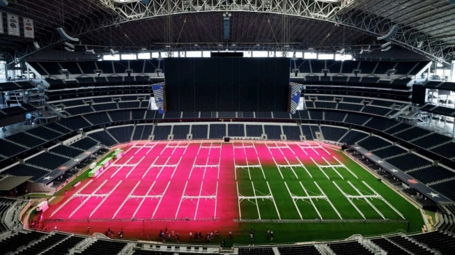 Rumput Stadion Dallas hasil riset lima tahun akan dibongkar usai semifinal Prancis vs Spanyol di Piala Dunia 2026. Simak alasan di balik keputusan tersebut. [Dok. Dallas Morning News]