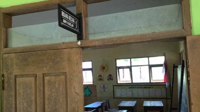 SDN Nailan Ponorogo di Ujung Tanduk: Kelas 1 & 2 Kosong Melompong, Hanya Tersisa 13 Murid