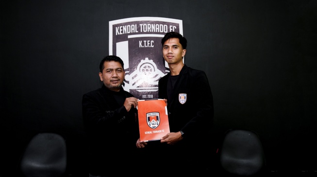 Perkuat Lini Depan, Kendal Tornado FC Datangkan Striker Rizky Dwi Pangestu