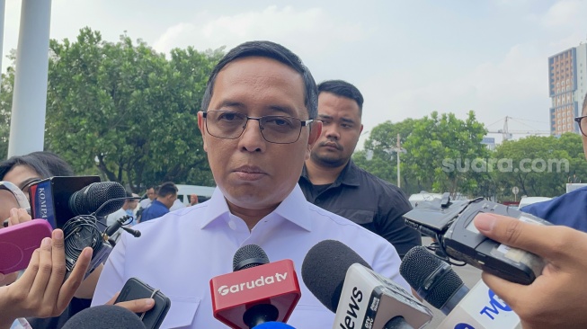 Ramai Video Pagar Besi di Mal, Penasihat Presiden: Kita Doakan Bangsa Kita Aman