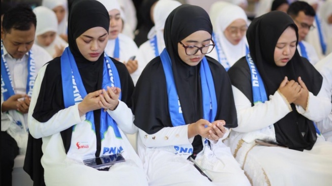 Pengabdian Menjadi Nilai Ibadah, PNM Berangkatkan Ratusan Karyawan ke Tanah Suci