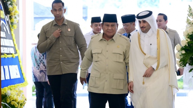 Prabowo Sambangi Kedubes Qatar, Sampaikan Belasungkawa Wafatnya Sheikh Hamad bin Khalifa Al Thani