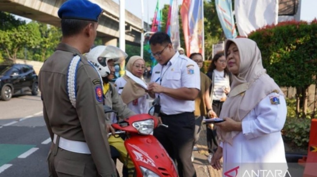 Bawa Kendaraan Pribadi pada Hari Rabu, ASN Jaksel Bakal Kena Teguran Lisan