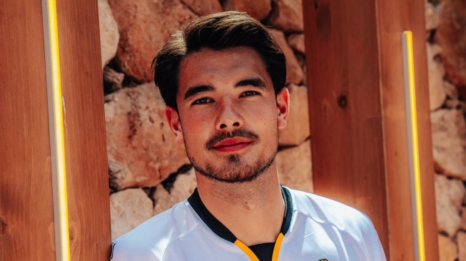 Elkan Baggott resmi bergabung dengan Millwall. Direktur klub Steve Gallen mengungkap alasan merekrut bek Timnas Indonesia yang telah lama dipantau. [Dok. IG millwallfc]