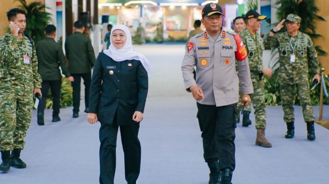 Gubernur Jawa Timur Khofifah Indar Parawansa menghadiri Panen Raya TNI Terintegrasi yang dipimpin langsung Presiden Prabowo Subianto. (Dok: Pemprov Jatim)
