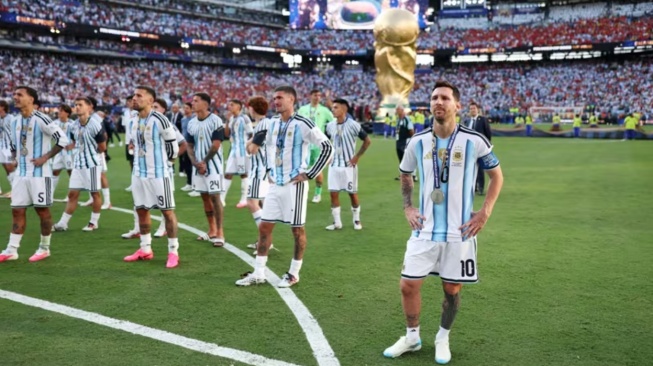 Argentina kalah dari Spanyol di Final Piala Dunia 2026. Simak 7 statistik miris Tim Tango, mulai dari hanya dua tembakan hingga kartu merah Enzo Fernandez. [Dok. FIFA]