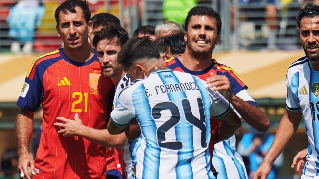 Pertandingan final Piala Dunia 2026 antara Spanyol vs Argentina di waktu normal 2x45 menit berakhir dengan skor imbang tanpa gol di MetLife Stadium, Senin (20/7) dinihari WIB. [Instagram]