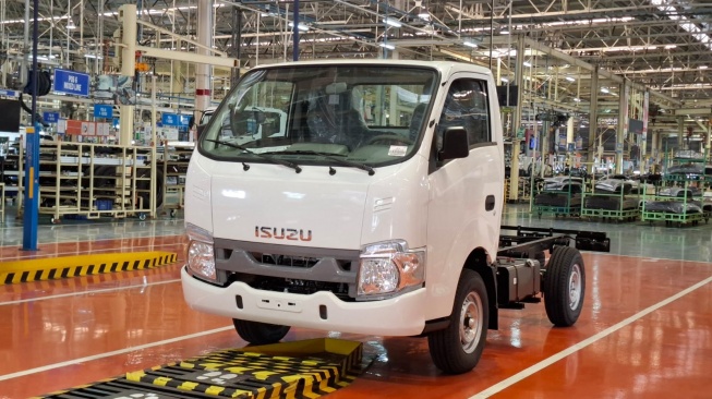 Pabrik Masih Menganggur Pemerintah Dorong Isuzu Kejar Target Produksi 500 Ribu Unit