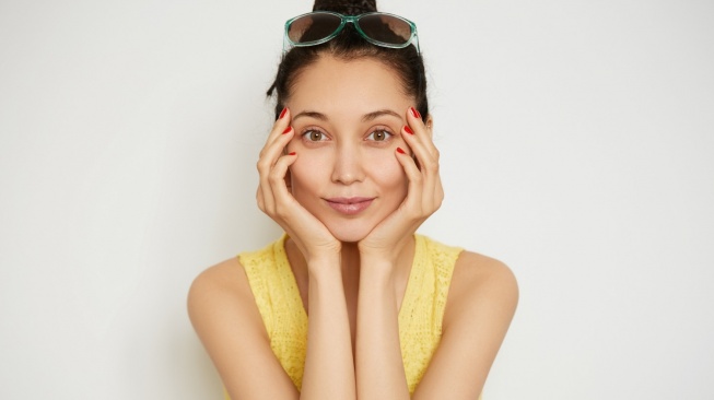 ilustrasi sunscreen (magnific/wayhomestudio)