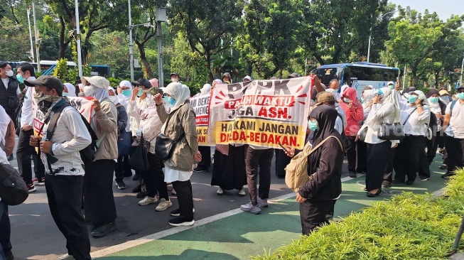 Keluh Kesah PPPK Paruh Waktu Dinkes DKI di Balai Kota: Janji Setara ASN, Realita Jauh dari Kata