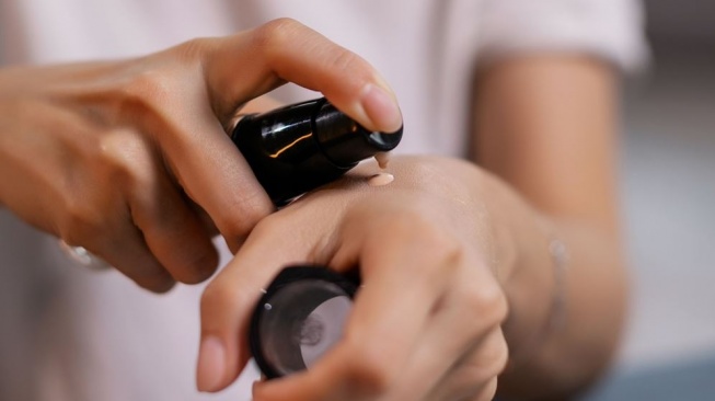 3 Skin Tint Lokal untuk Kulit Sawo Matang, Lengkap dengan Shade Rekomendasinya