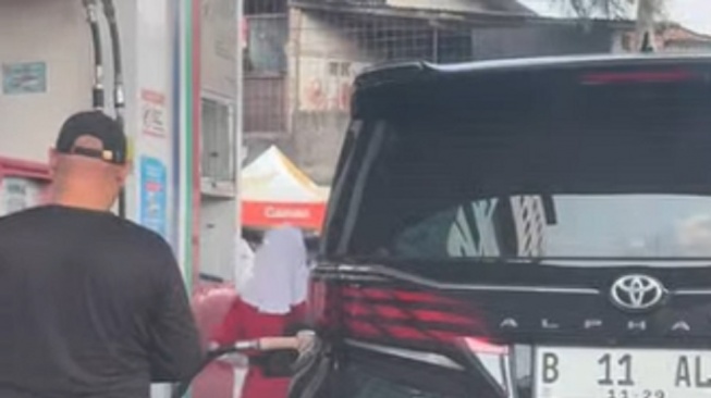 Jasa Barcode Bodong Pertamina Ramai, Alphard Sukses Isi Pertalite