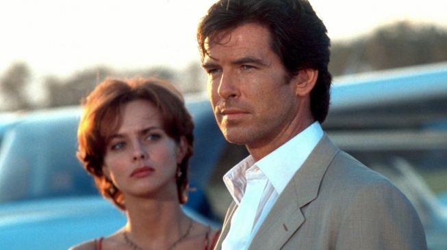 James Bond: GoldenEye yang dibintangi Pierce Brosnan, Sean Bean, Judi Dench, dan Famke Janssen akan tayang pada Kamis (23/7/2026) malam ini pukul 20.00 WIB di Trans TV. [Instagram]