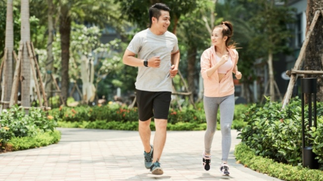 Lupakan Lari Ngos-ngosan, Ini Alasan Slow Jogging Lebih Efektif Bakar Lemak