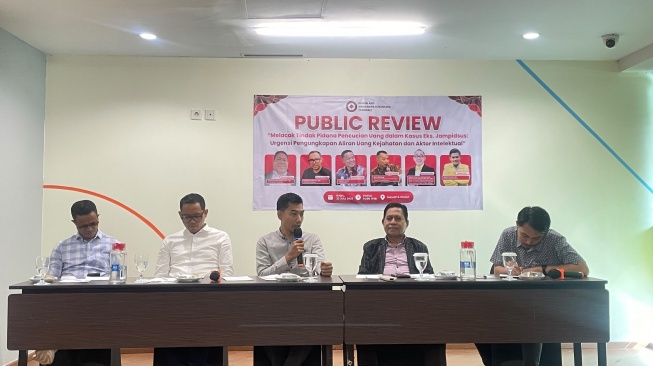 Peneliti FORMAPPI: Publik Belum Sepenuhnya Percaya Kejaksaan Tangani Kasus Eks Jampidsus