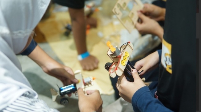 Belajar STEM Sejak Dini Bantu Anak Jadi Lebih Kreatif dan Percaya Diri