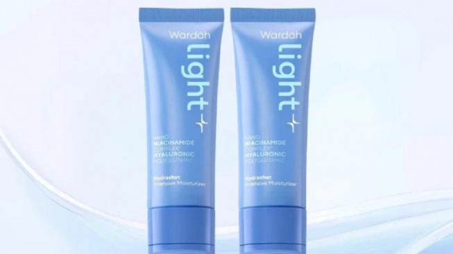Lightplus by Wardah Moisturizer Hydrashot Intensive (Shopee)