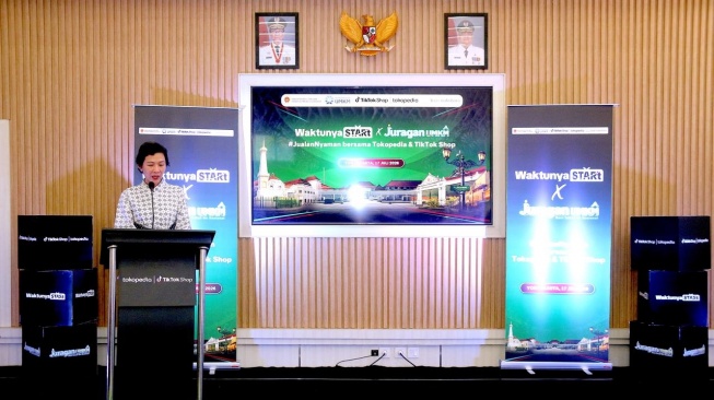 Senior Director Tokopedia dan TikTok Shop Indonesia, Vonny Susamto menjelaskan, sebagai salah satu sentra UMKM terbesar di Indonesia dengan 347.744 UMKM, yang didominasi oleh 329.487 usaha mikro, Yogyakarta memiliki potensi besar untuk terus tumbuh di era digital. [Dok. Tokopedia]