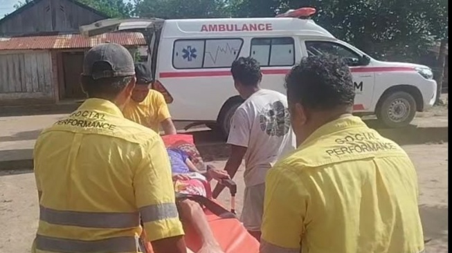 Layanan ambulans NHM Peduli pada Juli 2026 membantu dua warga yang membutuhkan penanganan medis darurat. (Dok: Istimewa)