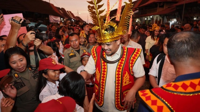 Bobby Nasution Jadi Gubernur Sumut Pertama yang Berkantor di Kepulauan Nias