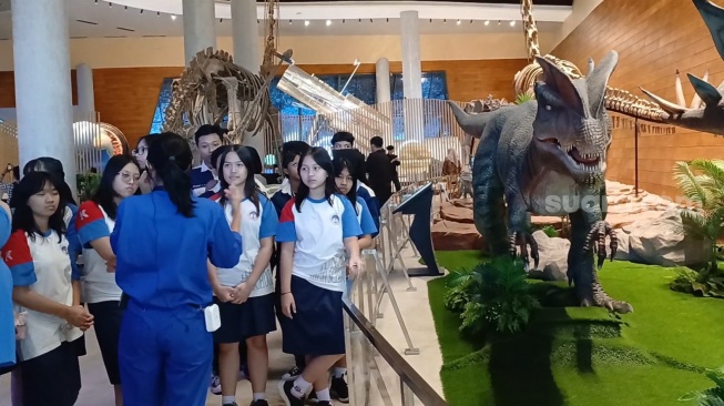 Koleksi Tahir Solo Museum yang merupakan museum baru di Kota Solo. (Suara.com/Ari Welianto)