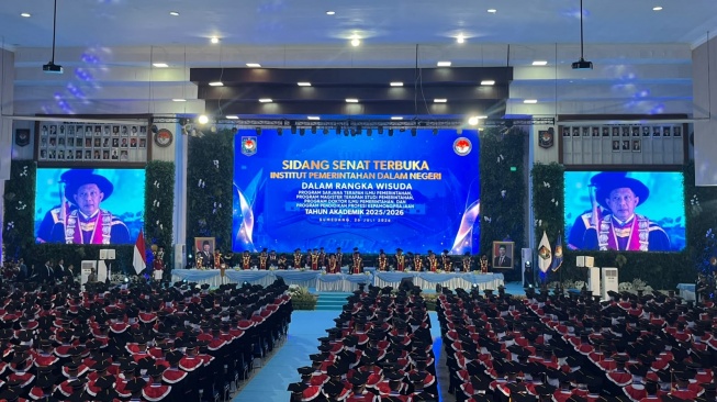 Mendagri Tito Wisuda 1.404 Praja IPDN, Siap Jadi ASN Profesional dan Berintegritas