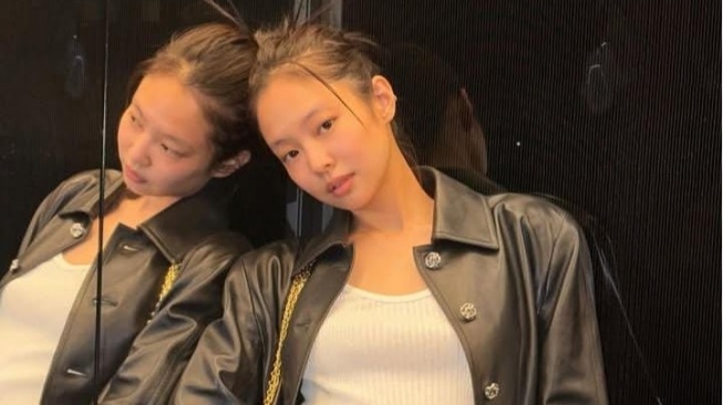 'Less Than A Lover' Puncaki Chart Musik Dunia, Jennie Perkokoh Karier Solo