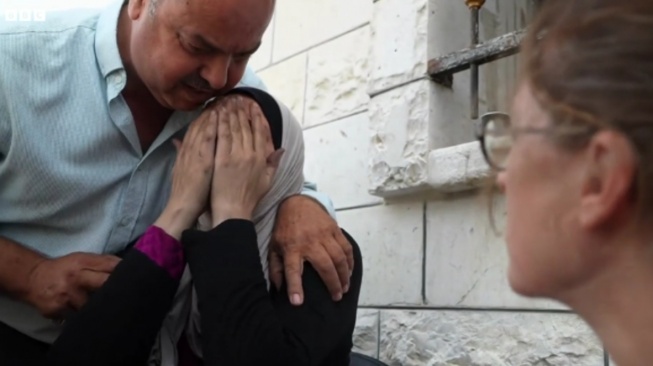 Serangan pemukim Israel membakar dua masjid dan memperkeruh situasi keamanan di Tepi Barat. (BBC)