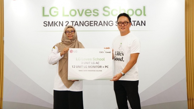 LG Loves School Hadir di SMKN 2 Tangsel, Tingkatkan Kualitas Pembelajaran Berbasis Teknologi