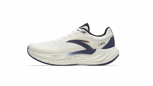 ANTA Men PG 7 Travel Running Shoes Wide Foot
