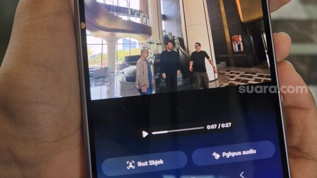 Cara Menggunakan My FanCam di Galaxy Fold8, Nonton Konser Bisa Puas Pantau Aksi Bias