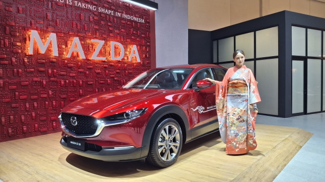 Mazda CX-30 di booth Mazda GIIAS 2026. (Foto: SUARA.COM/Michele Alessandra))