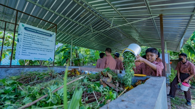 Dari Investasi Pengelolaan Sampah, Masyarakat Justru Cuan 4 Kali Lipat