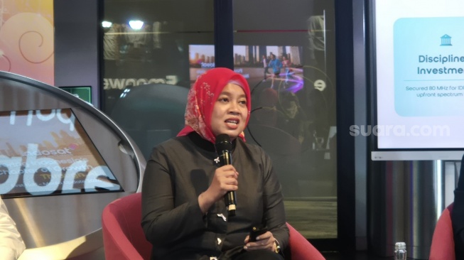 Director and Chief Legal & Regulatory Officer Indosat Ooredoo Hutchison, Reski Damayanti dalam Media Update di Jakarta, Selasa (28/7/2026). [Suara.com/Dythia]